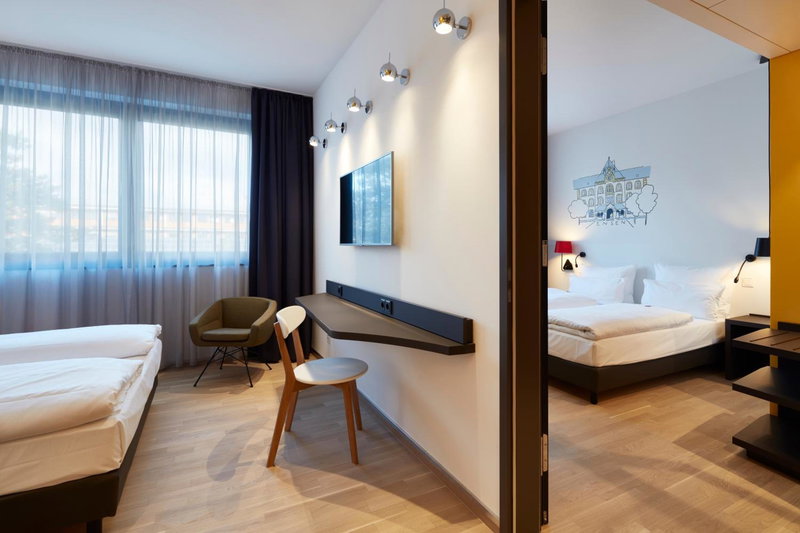 Hotel im LESKANPark, Cologne, Germany