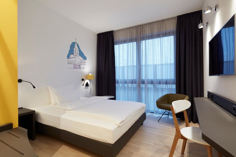 Hotel im LESKANPark, Cologne, Germany