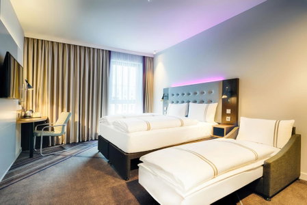 Premier Inn Berlin Airport, Berlin, Германия
