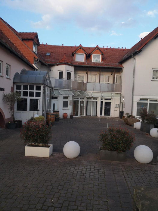 Hotel zur Schlemmerscheune, Weilerbach, Germany