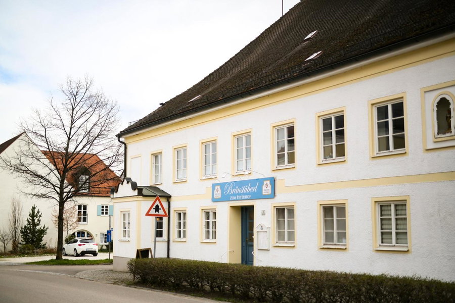 Hotel zur Schloss-Schmiede, Kühbach, Germany
