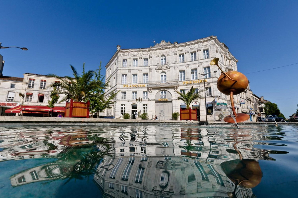 Hotel · Hôtel François Premier Cognac Centre, Cognac