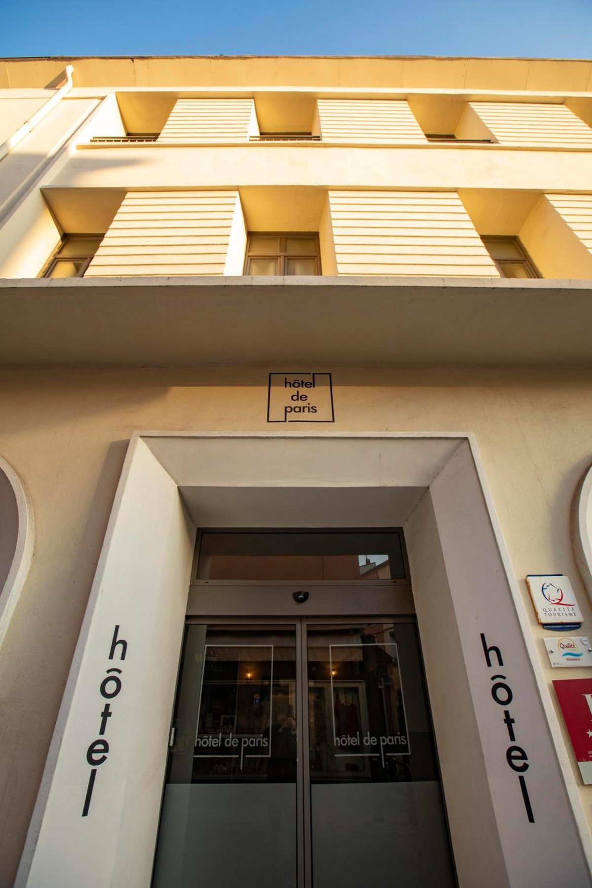 Hotel · Hôtel De Paris, Sète