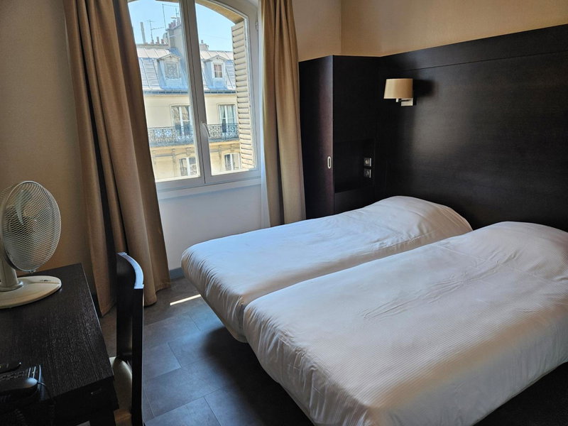 Hôtel Bellevue et du Chariot d'Or, Paris, France