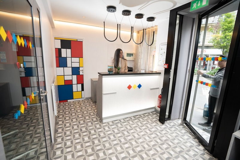 Hotel du Mont Dore, Paris, France