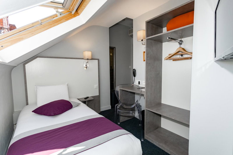 Hôtel de Champagne, Angers, France
