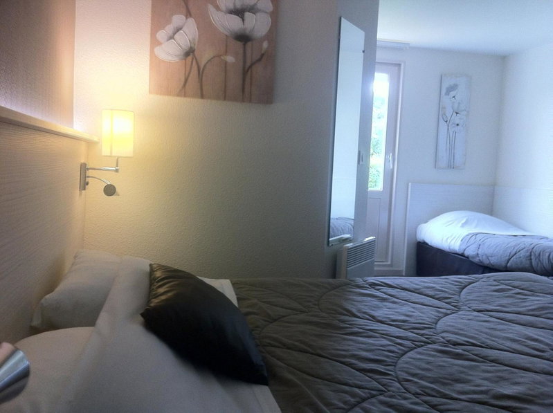 Logis Hôtel Alizéa Le Mans Nord, Saint-Saturnin, France