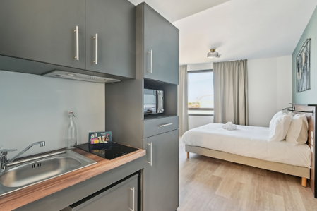 All Suites Appart Hôtel et Hôtel | Paris 13 - Porte d'Italie, Paris, France