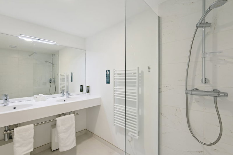 All Suites Appart Hôtel et Hôtel | Paris 13 - Porte d'Italie, Paris, France