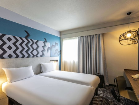 ibis Styles Bordeaux Meriadeck, Bordeaux, France