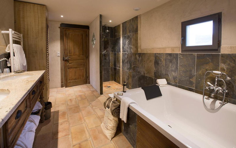 Hôtel-Spa Le Saint Cirq, Tour-de-Faure, France