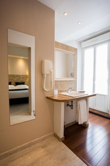 Best Western Hôtel Des Voyageurs, Fougères, France