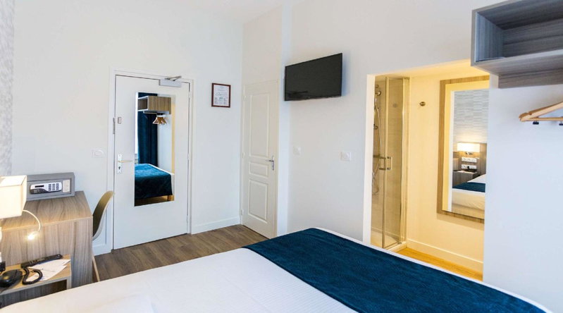 Best Western Hôtel Des Voyageurs, Fougères, France
