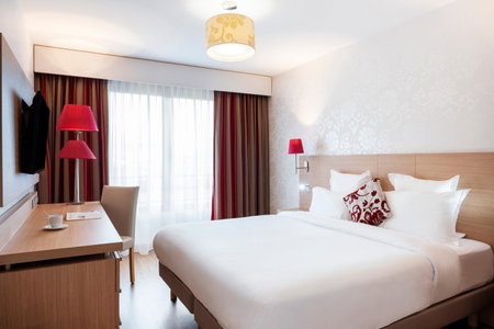 Residhome Paris-Evry, Evry-Courcouronnes, France