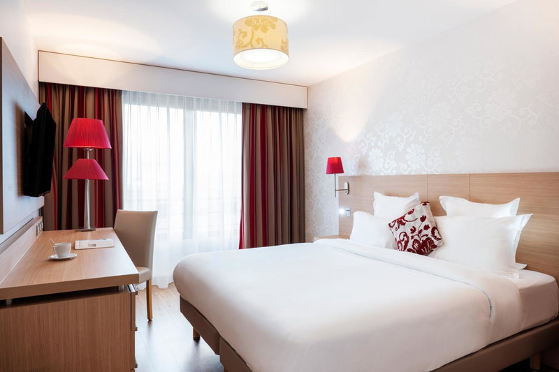 Residhome Paris-Evry, Evry-Courcouronnes, France