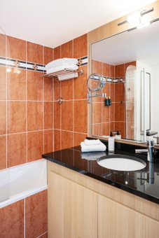 Residhome Paris-Evry, Evry-Courcouronnes, France