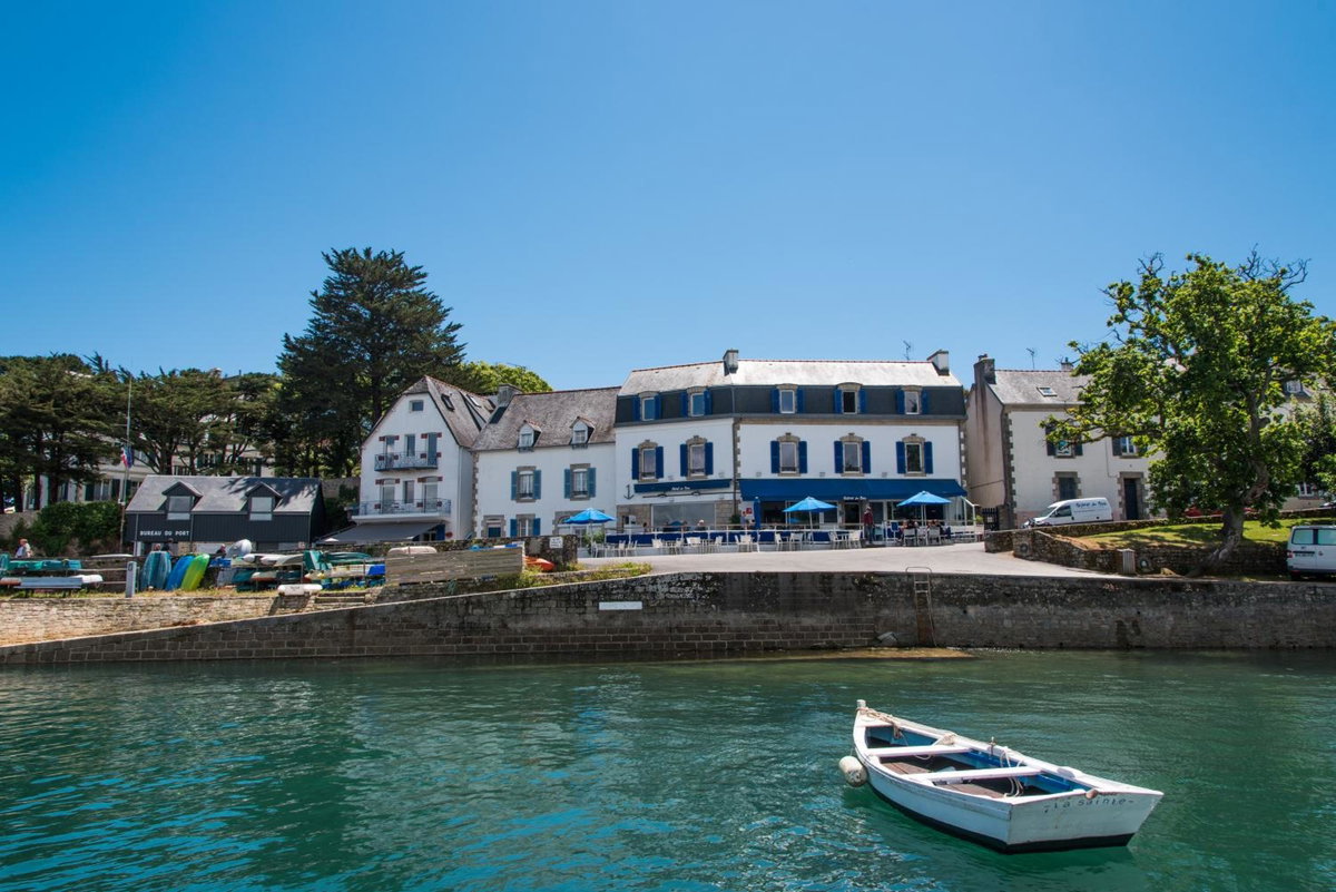 Hotel · Hotel Du Bac, Combrit