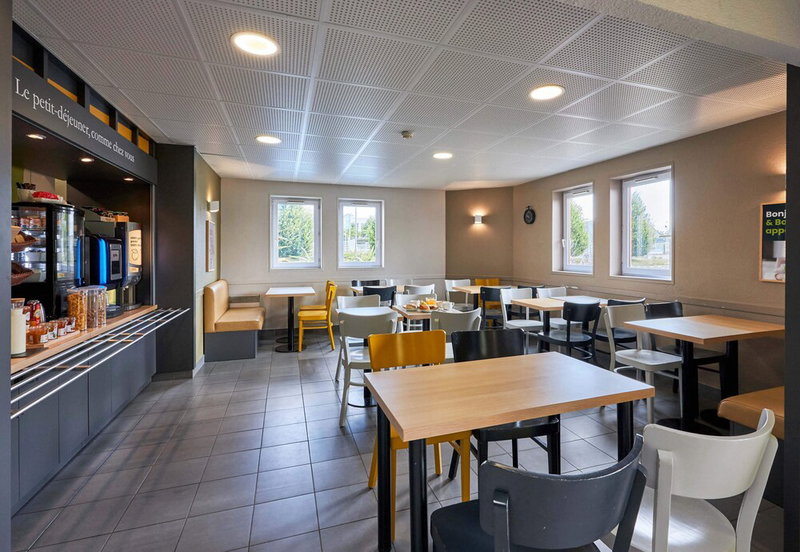 B&B HOTEL Caen Mémorial, Saint-Contest, Франция