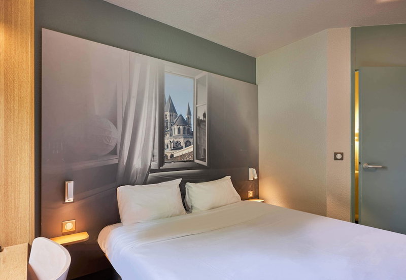 B&B HOTEL Caen Mémorial, Saint-Contest, Франция