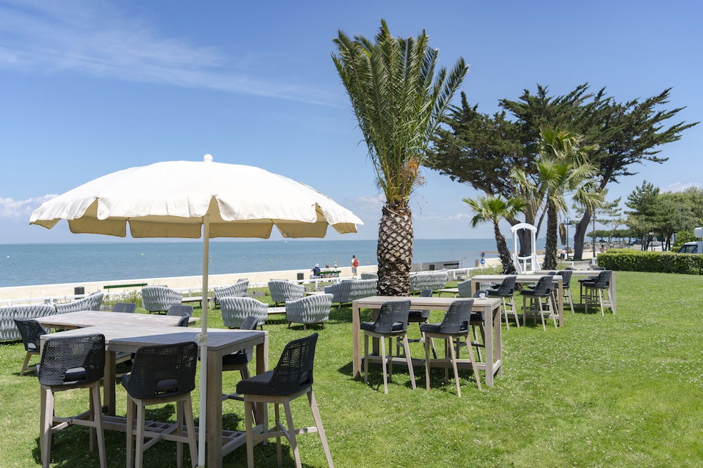 Hotel · Le Richelieu Hôtel, La Flotte