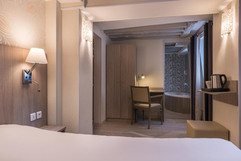 L'Ouest Hotel, Paris, France