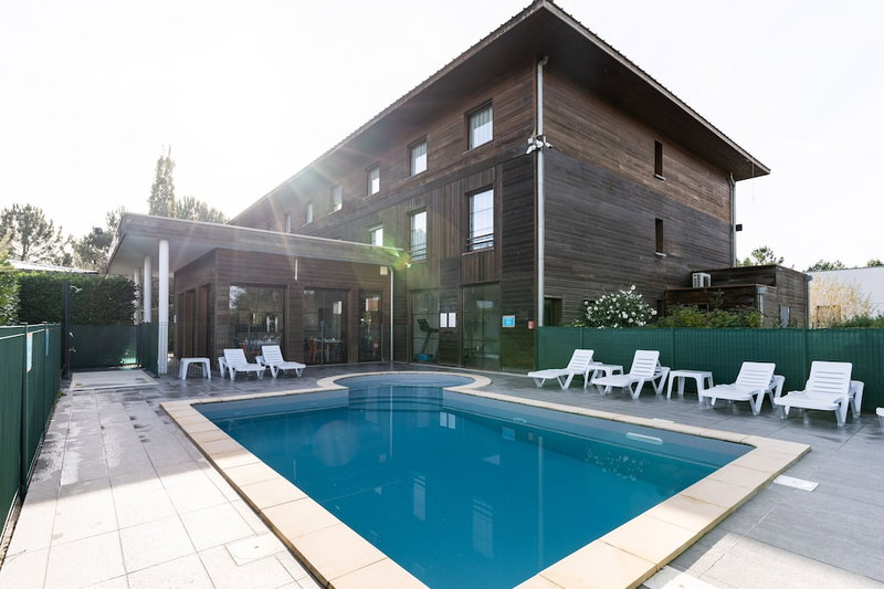 Hotel All Suites Le Teich, Le Teich, Francia