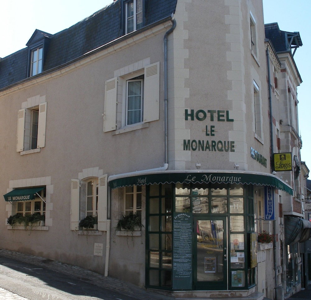 Hotel · Hôtel-Restaurant Le Monarque, Blois