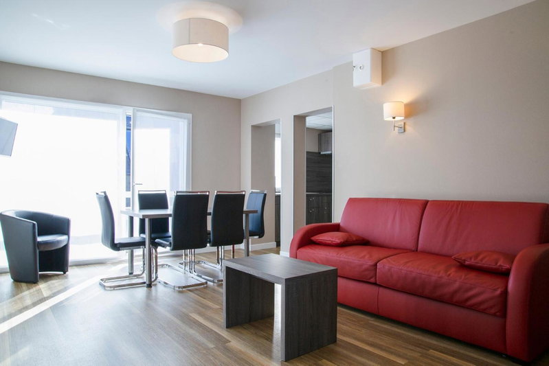 Park Hôtel & Appartements, Cholet, France