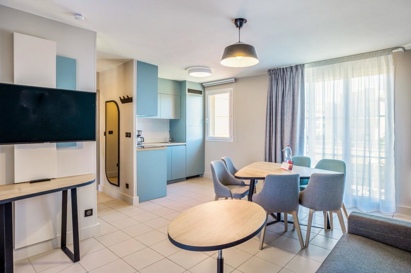 Appart'City Confort St Quentin en Yvelines - Bois D'Arcy, Bois-dʼArcy, Франция