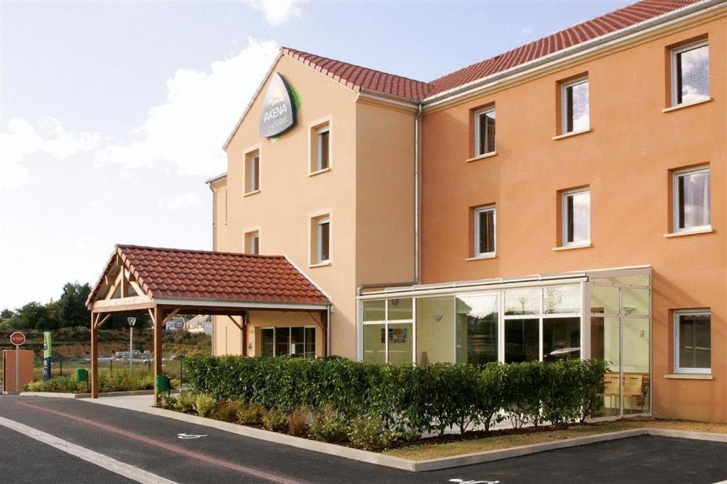 Hotel · Hôtel Akena Caudry Cambrai, Caudry