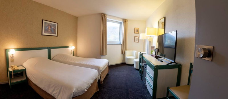 Hôtel Paradis, Lourdes, Francia