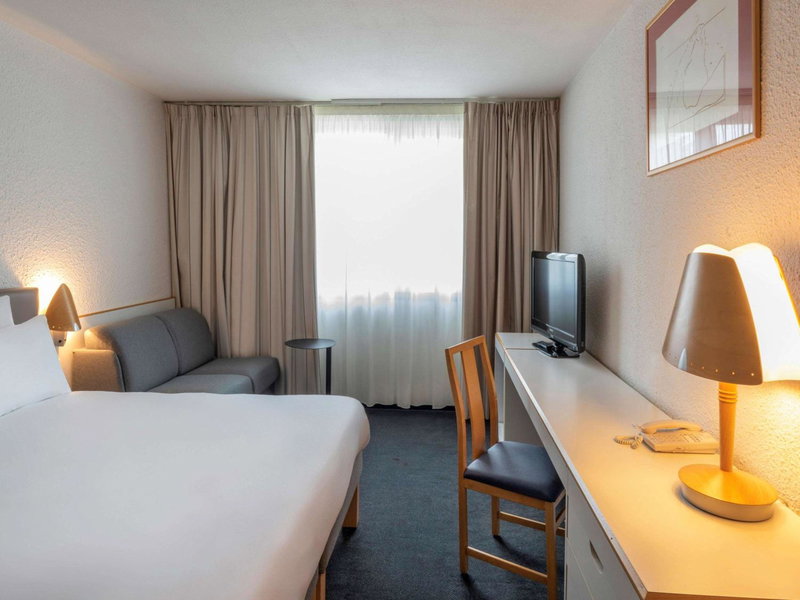 Hotel Novotel Evry Courcouronnes, Evry-Courcouronnes, France