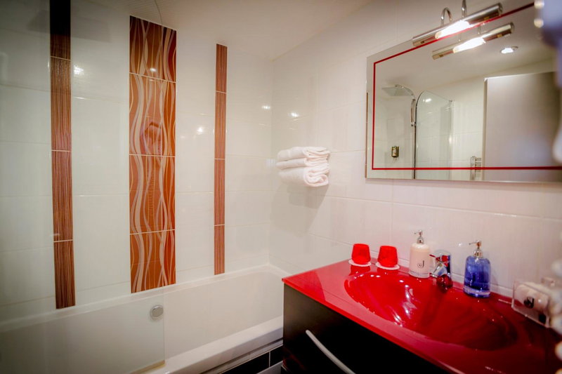 Hotel Relais Saint Jean Troyes, Troyes, France