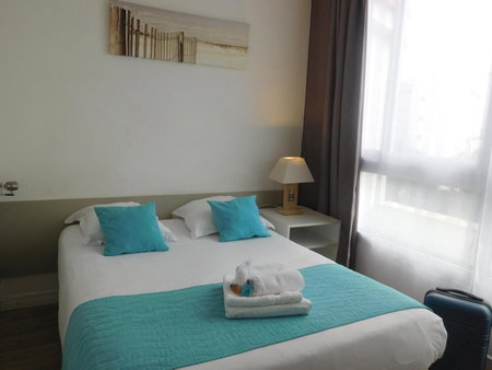 Résidence avec Piscine face au port 200m plage, La Rochelle, Франция