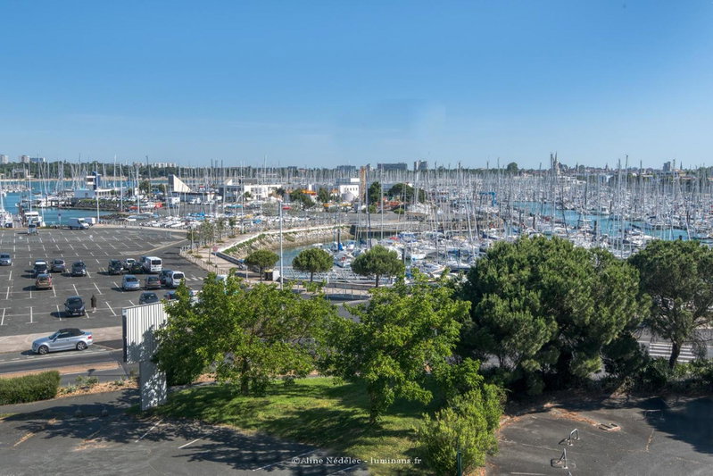 Résidence avec Piscine face au port 200m plage, La Rochelle, Франция