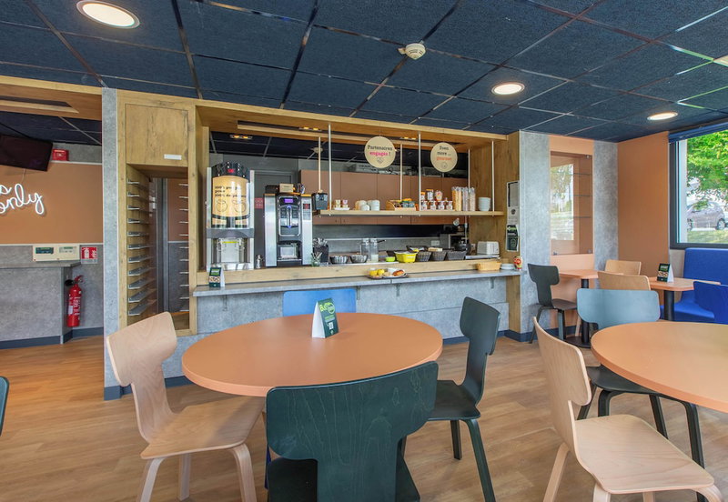 B&B HOTEL Châteauroux A20 L'Occitane, Deols, France