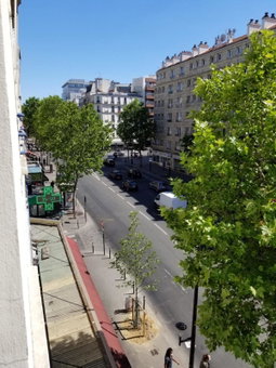 Hôtel Tingis, Paris, Francia