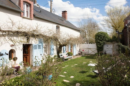 Private Villa Floor with Yard, Mittainville, France