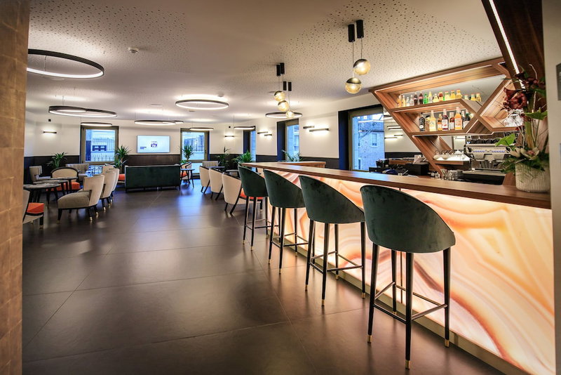 Panorama 360 Hôtel & Spa, Macon, Франция