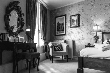 Logis Hotel De France, La Chartre-sur-le-Loir, France