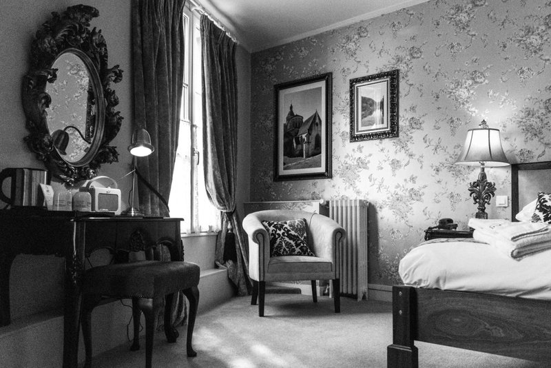 Logis Hotel De France, La Chartre-sur-le-Loir, France