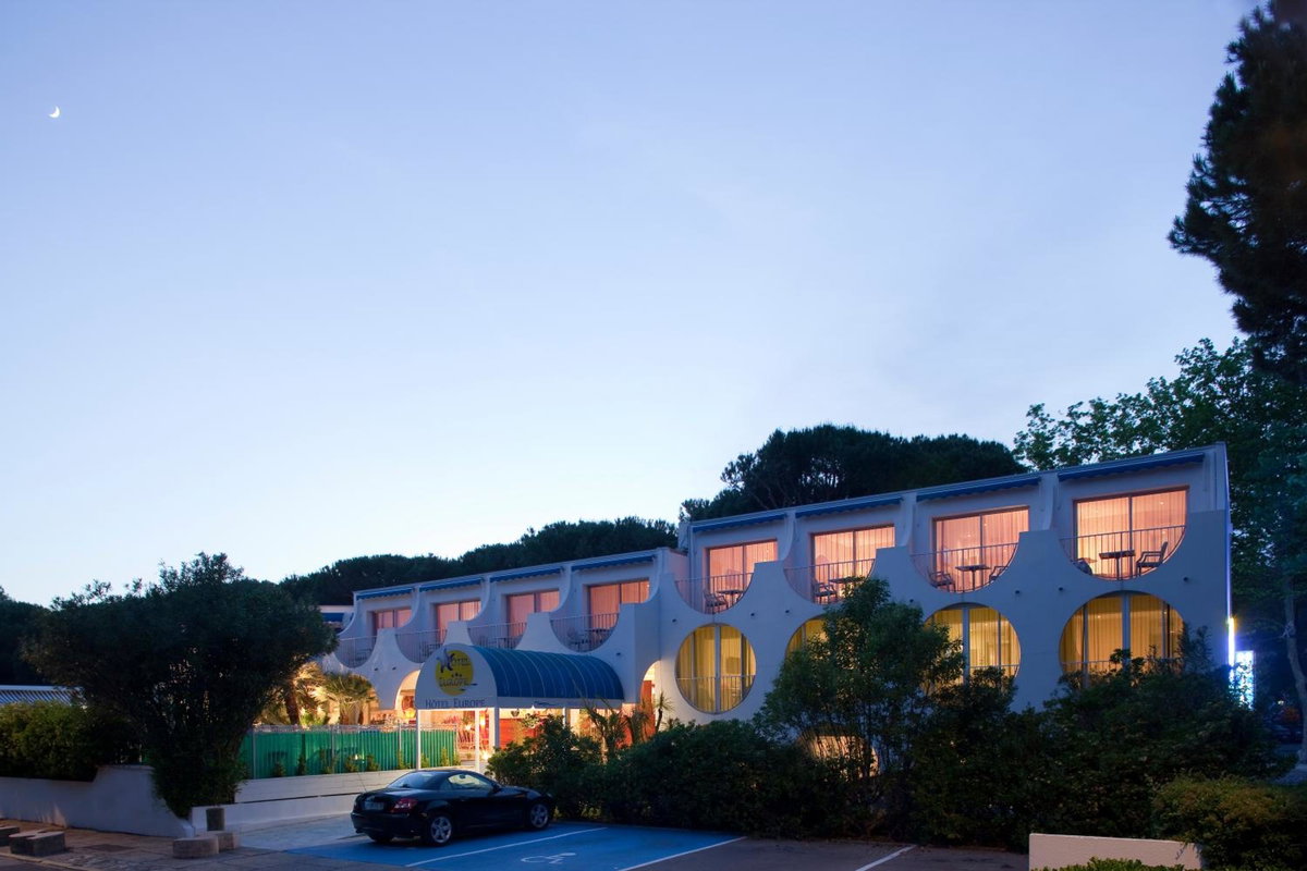 Hotel · Hotel Europe, La Grande-Motte