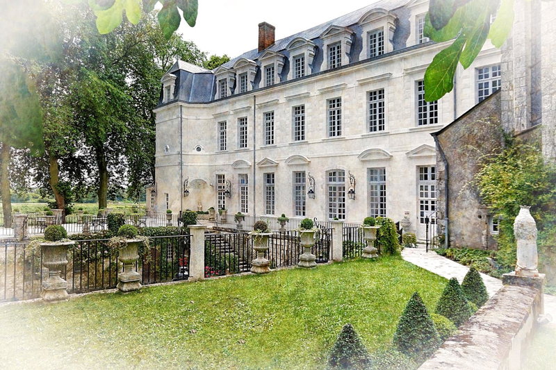 Grand Hôtel de l'Abbaye, Beaugency, France