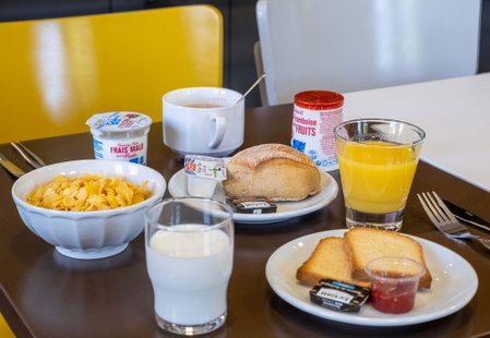 B&B HOTEL Annecy Argonay, Argonay, France