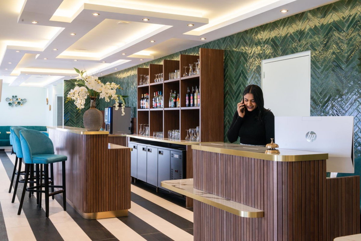 Hotel · The Originals Boutique, Hôtel Porte de Dieppe, Saint-Aubin-sur-Scie