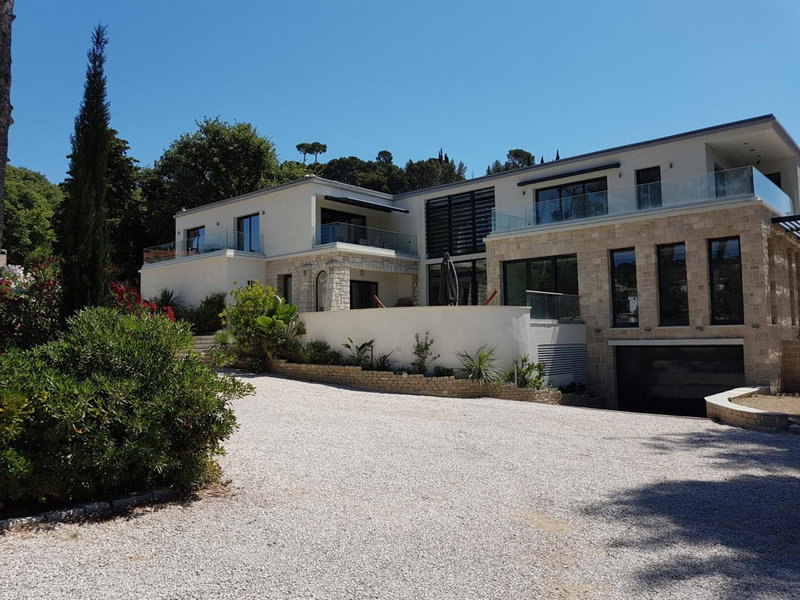HPC Suites - Cassis Centre - Parking Gratuit & Piscine Chauffée, Cassis, France