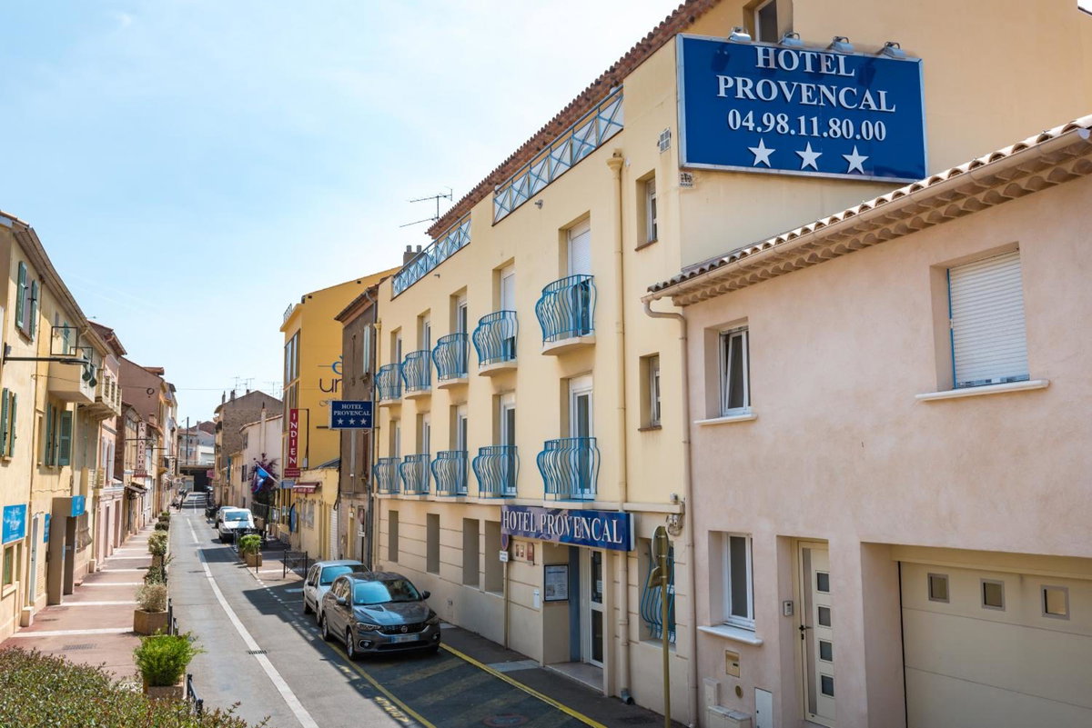 Hotel · Hotel Provencal, Saint-Raphaël