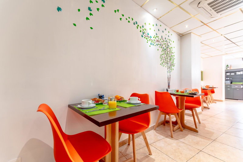 Hotel Provencal, Saint-Raphaël, France