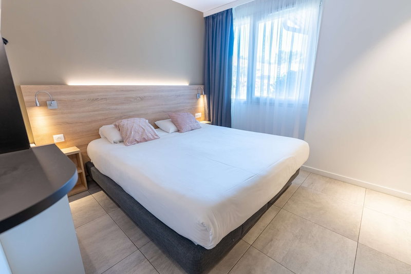 Appart'hôtel Kyriad Résidence Cabriès - Plan de Campagne, Cabries, Франция
