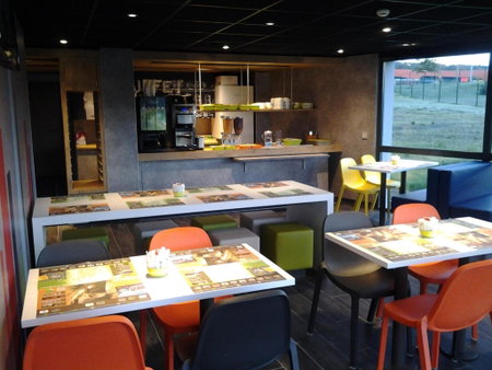 ibis budget Givet, Givet, France